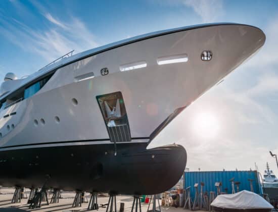 New build yacht construction